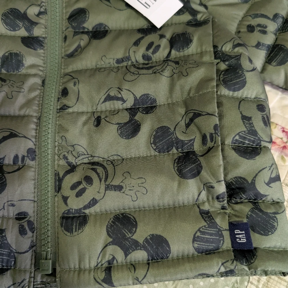 Baby GAP Disney Mickey Mouse Baby Puffer Jacket 0-6‎ Months